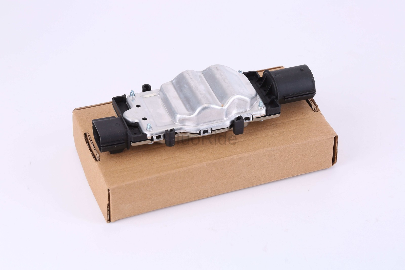 Engine Fan Controller Module for Ford Fusion Taurus Lincoln MKZ Mercury 2008-12
