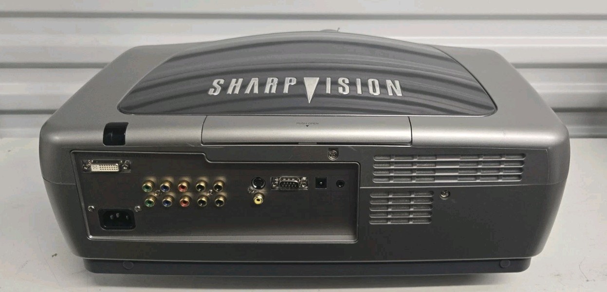 Sharp XV-Z12000 VISION DLP Projector - TESTED - FULLY WORKING - NO REMOTE -