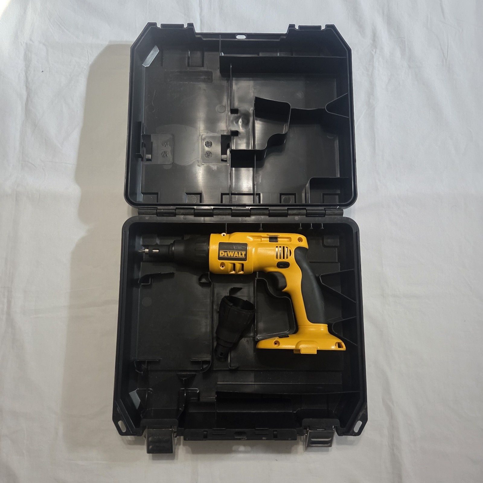 DeWalt DC520 18V Cordless Drywall / Deck VSR Screwdriver w/ Case - Tested