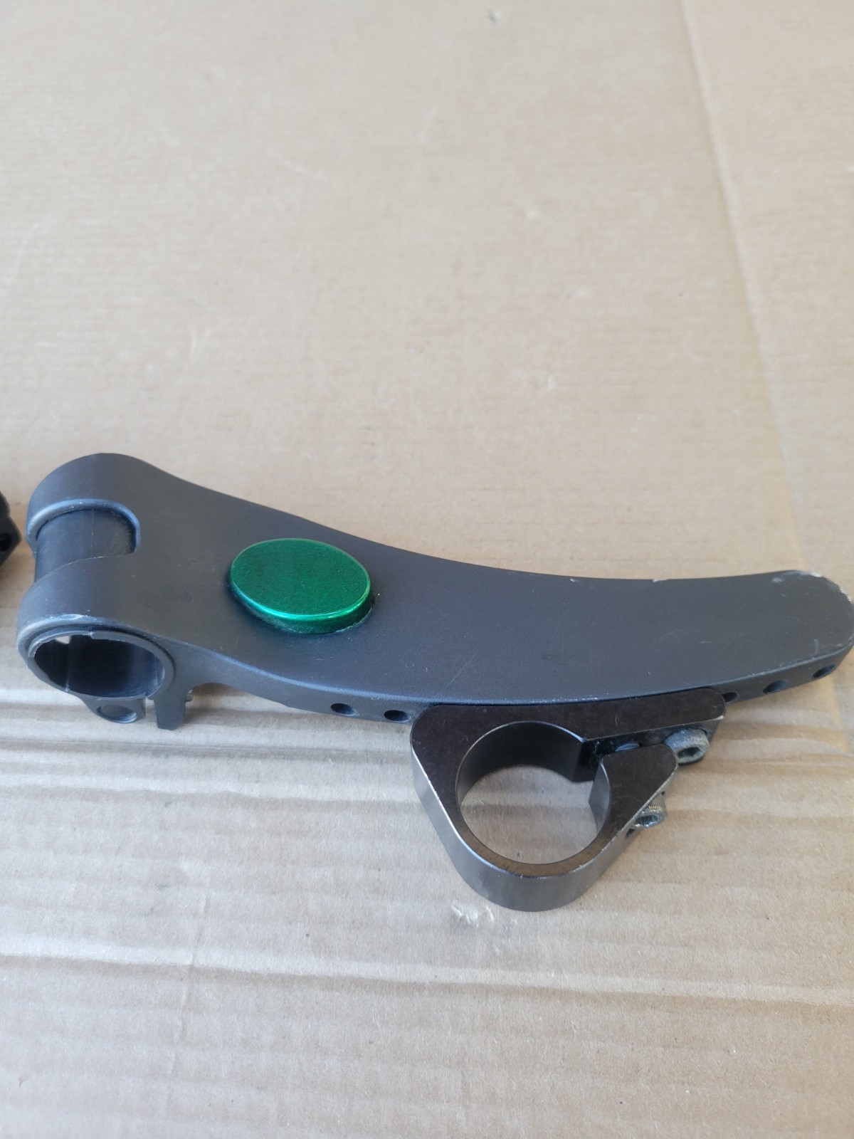 Quickie 5r Axle Plates For Back Wheels Mounting Brackets Wheelchair Parts