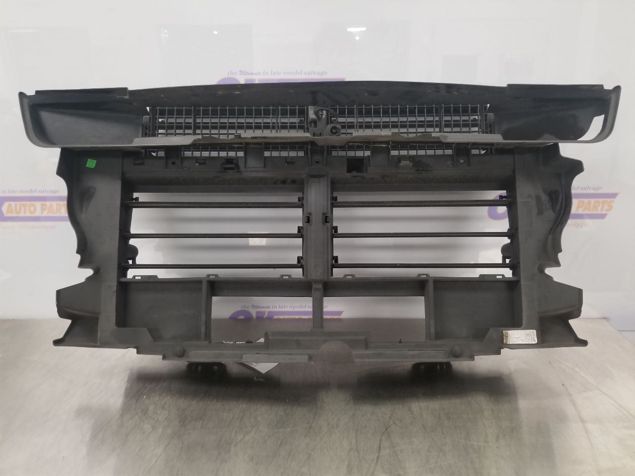 22 CHEVY COLORADO LT 2.5L AIR SHUTTER OEM