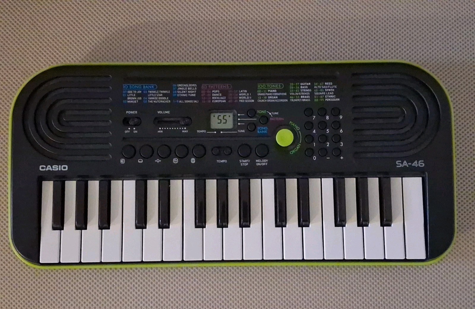 Casio SA-46 Portable 32-Key Electronic Keyboard,50 Patterns,100 Tones, Tested C