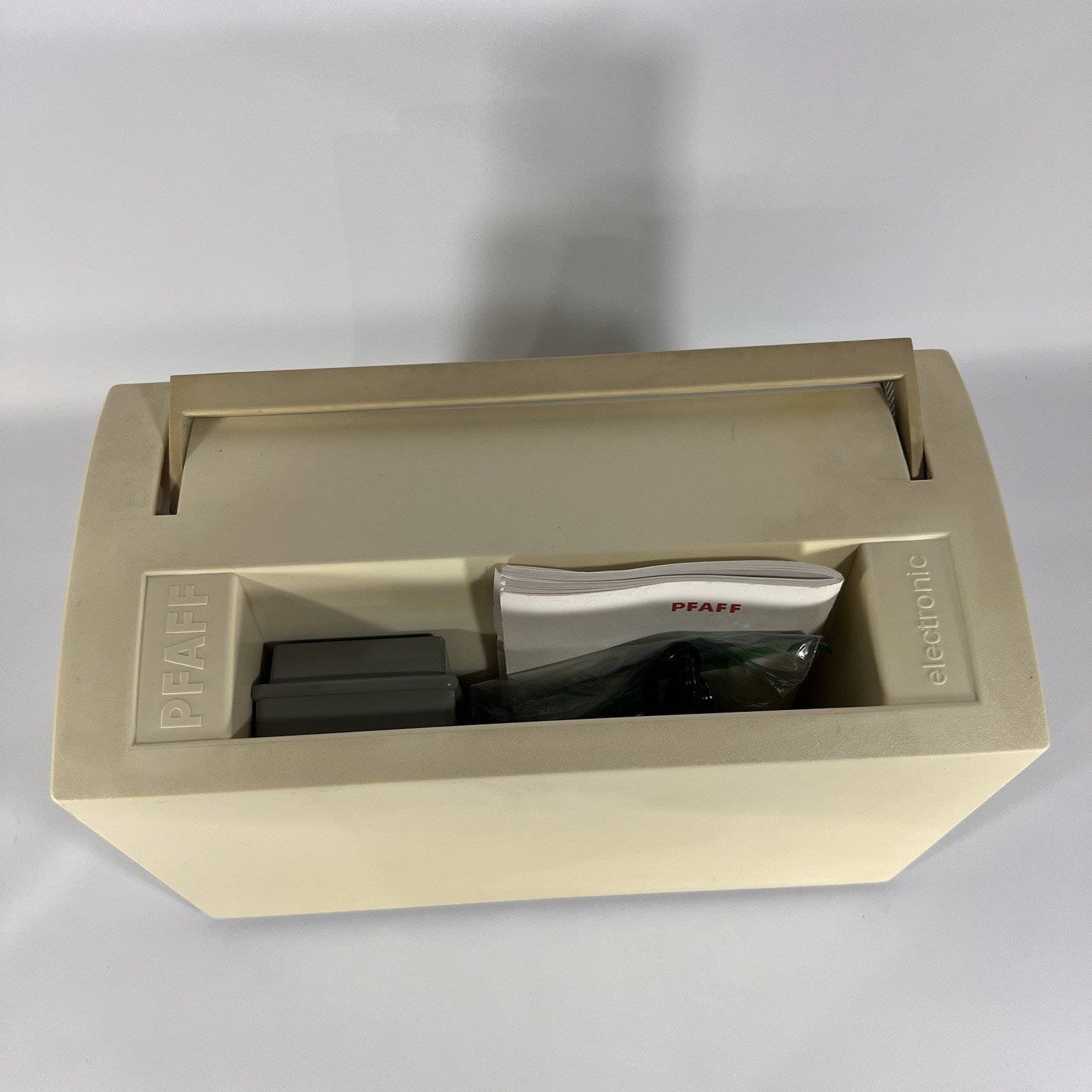 PFAFF Tiptronic 2020 Sewing Machine Tested Working