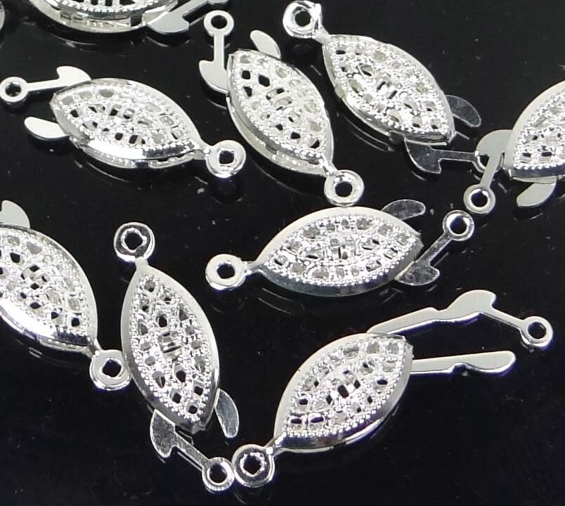 10 Silver Plated Brass Fish Hook Clasps Filigree Horse Eye Oval Fishhook 22x7mm
