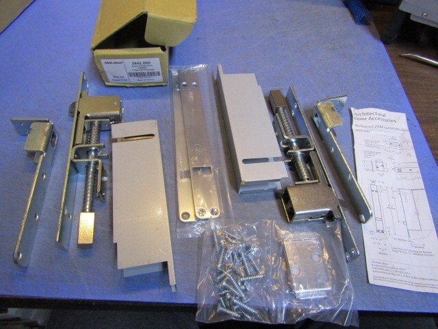 1 set ROCKWOOD Assa Abloy 2942.26D Automatic Flush Bolt, Satin Chrome. NEW in Bo
