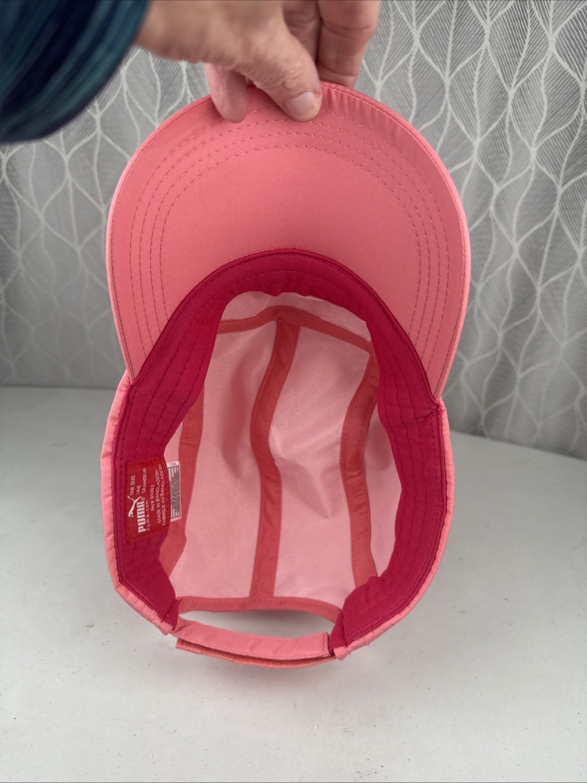 Puma in White on Pink Peach Lite Wt 5 Panel Runners Hat Cap Hook Loop
