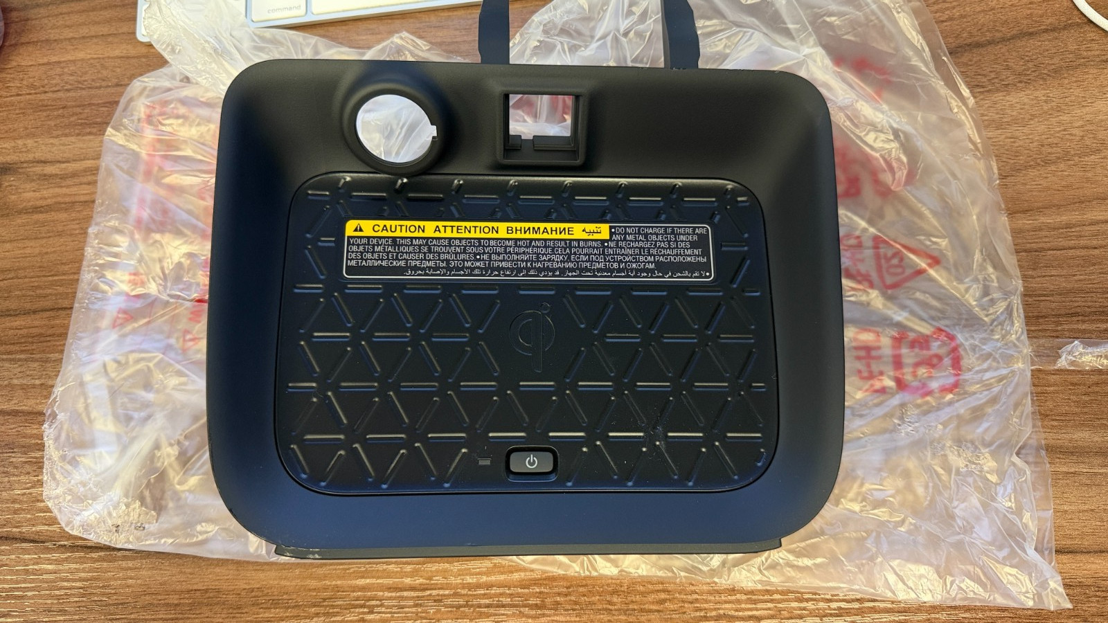 NEW 2019 - 2020 Toyota Rav4 Xle Wireless Charging Pad Unit 861C0-0R020-C1 New