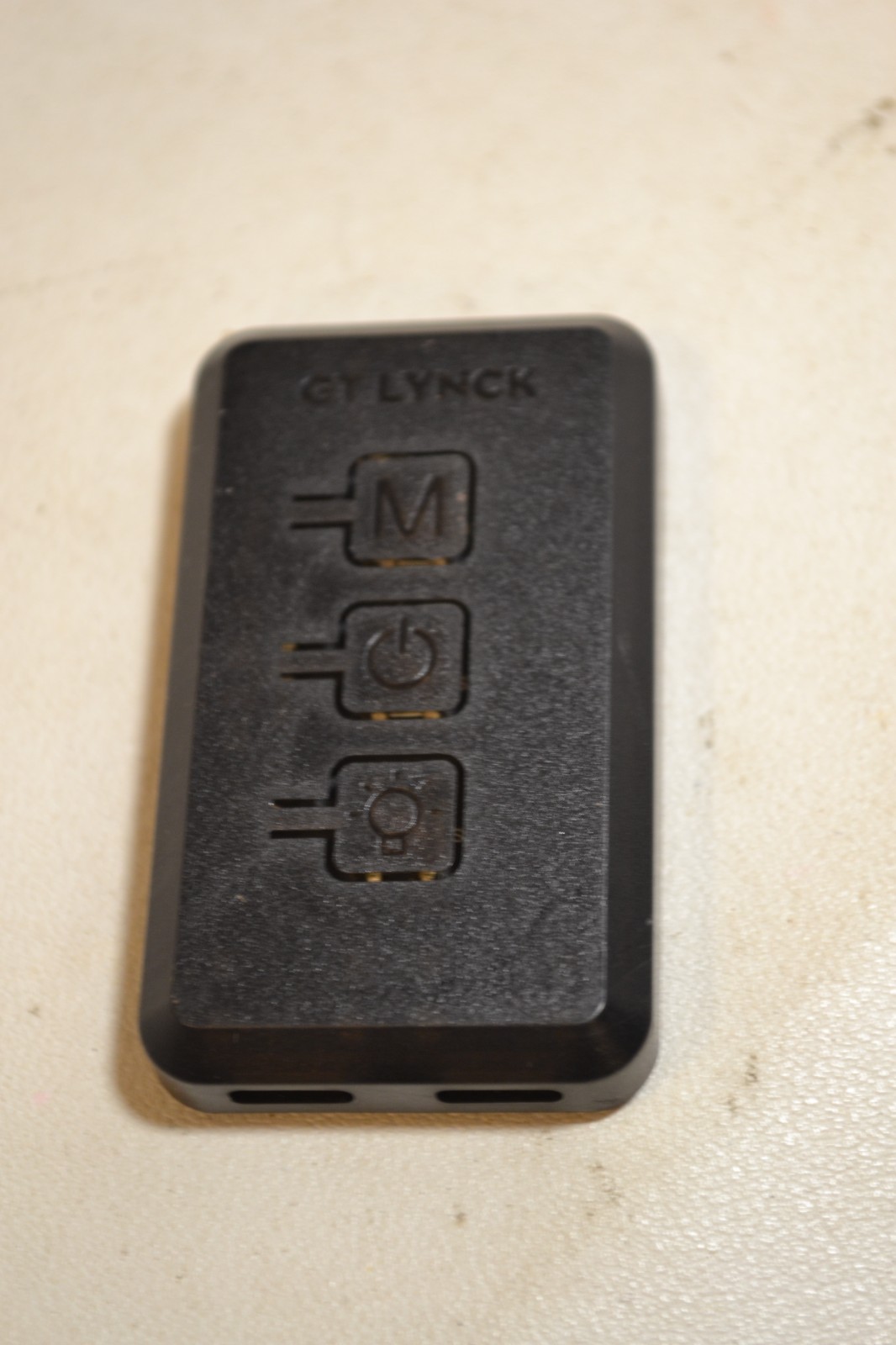 GT LYNCK Remote MN: GTZ-210-RGB