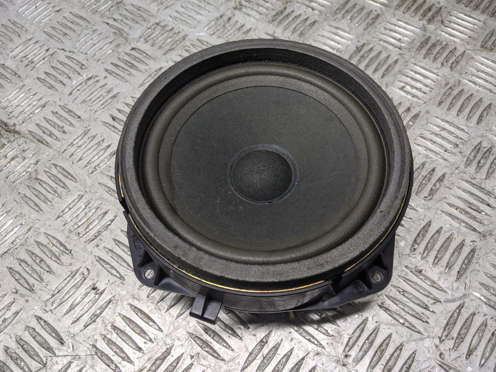RANGE ROVER DSE 1997 DOOR SPEAKER (REAR PASSENGERS SIDE)
