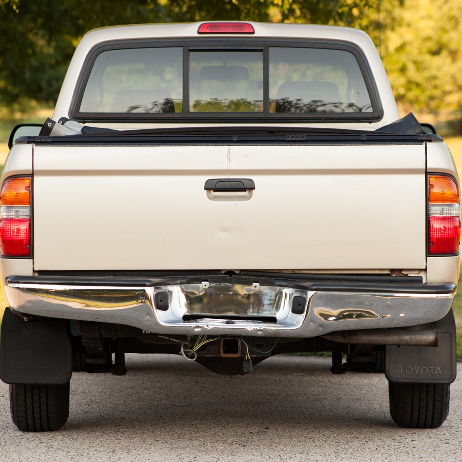 For 1995-2004 Toyota Tacoma Chrome Steel New Rear Step Bumper Assembly