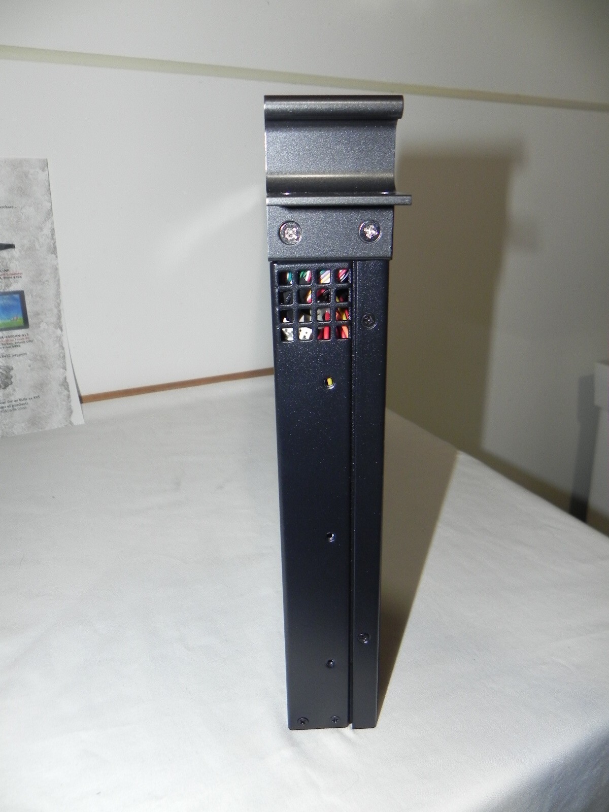 SUPERLOGICS Model SL-1U-A25-GC Rack Mount D425KT Computer System Processor Contr