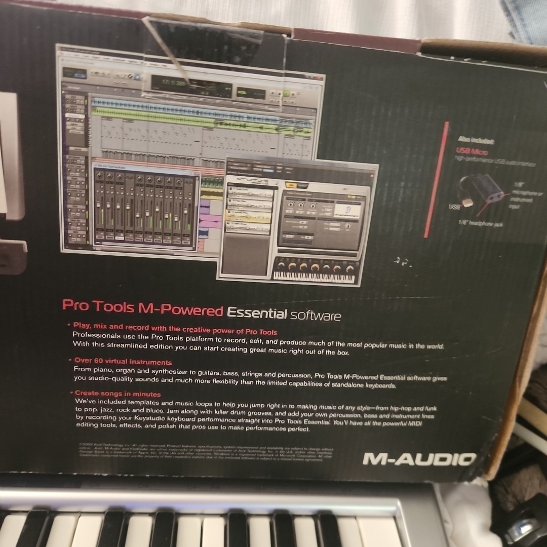 M-Audio KeyStudio 49 Keyboard In Original Box USB Beat Making Piano PC / Mac