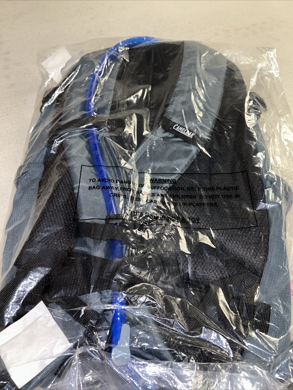 CAMELBAK CLOUD WALKER 18 / 85oz / Dark Slate / Black