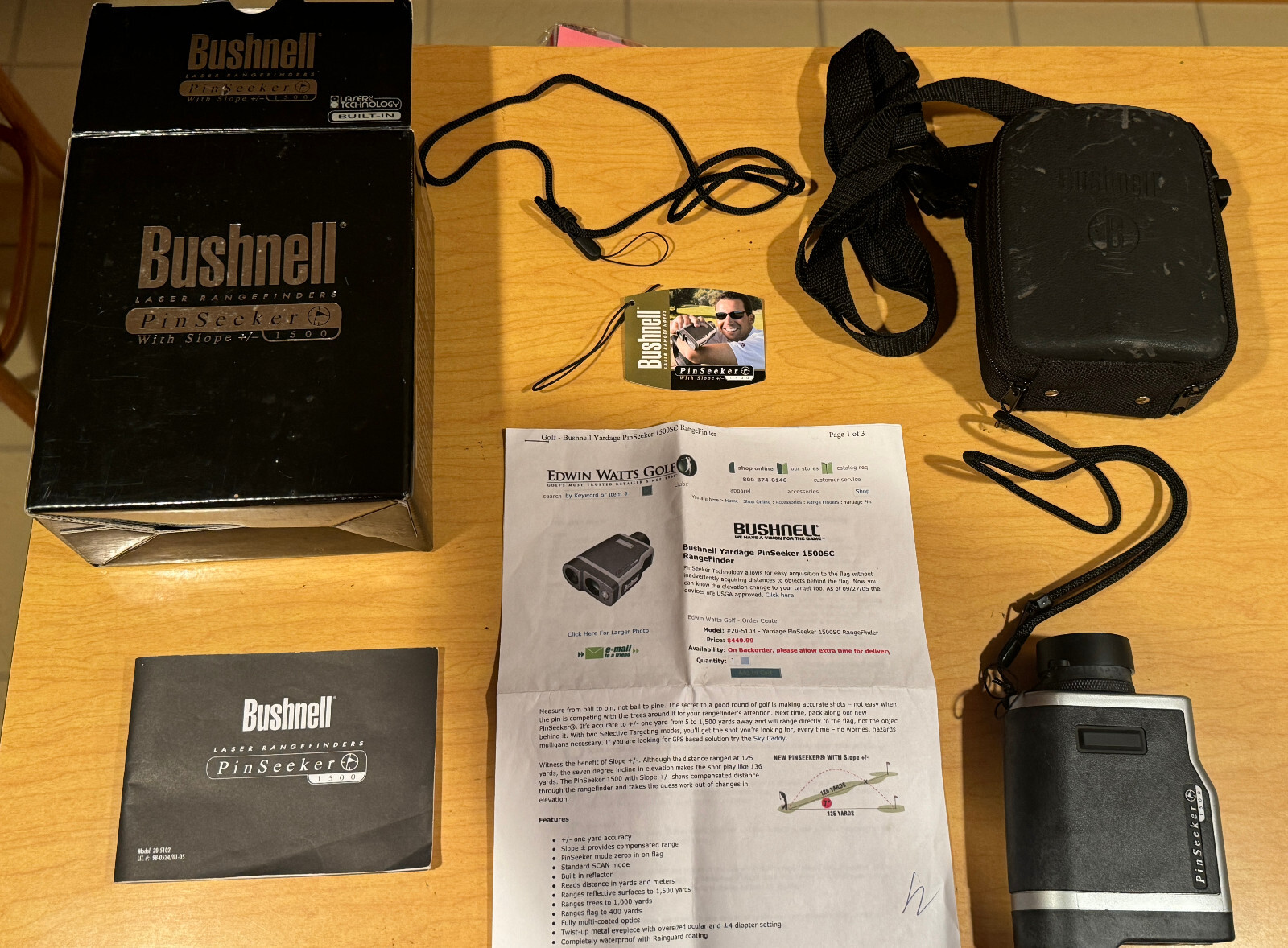 Golf Bushnell Laser Rangefinder PinSeeker 1500+Case+Box+NEW neckstrap