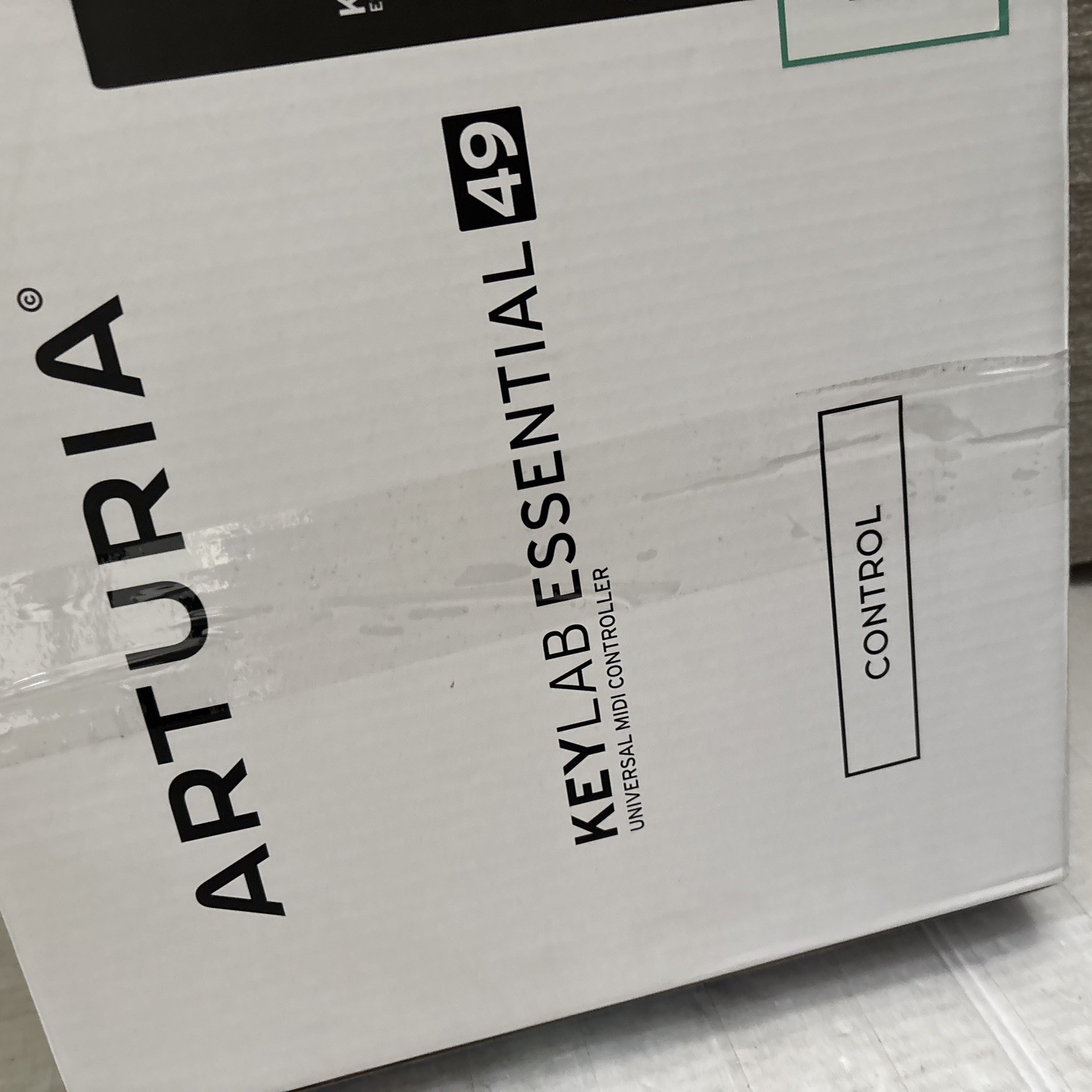 Arturia KeyLab Essential 49 Keyboard Universal MIDI Controller Black NEW READ!