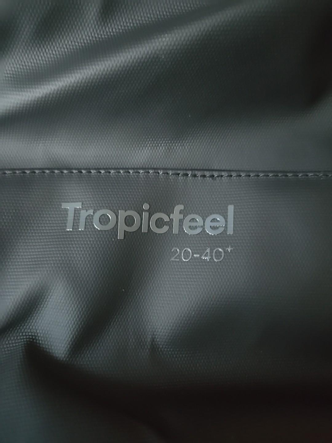 TROPICFEEL SHELL 20L-40L BACKPACK TRAVEL CORE BLACK EXPANDABLE NEW