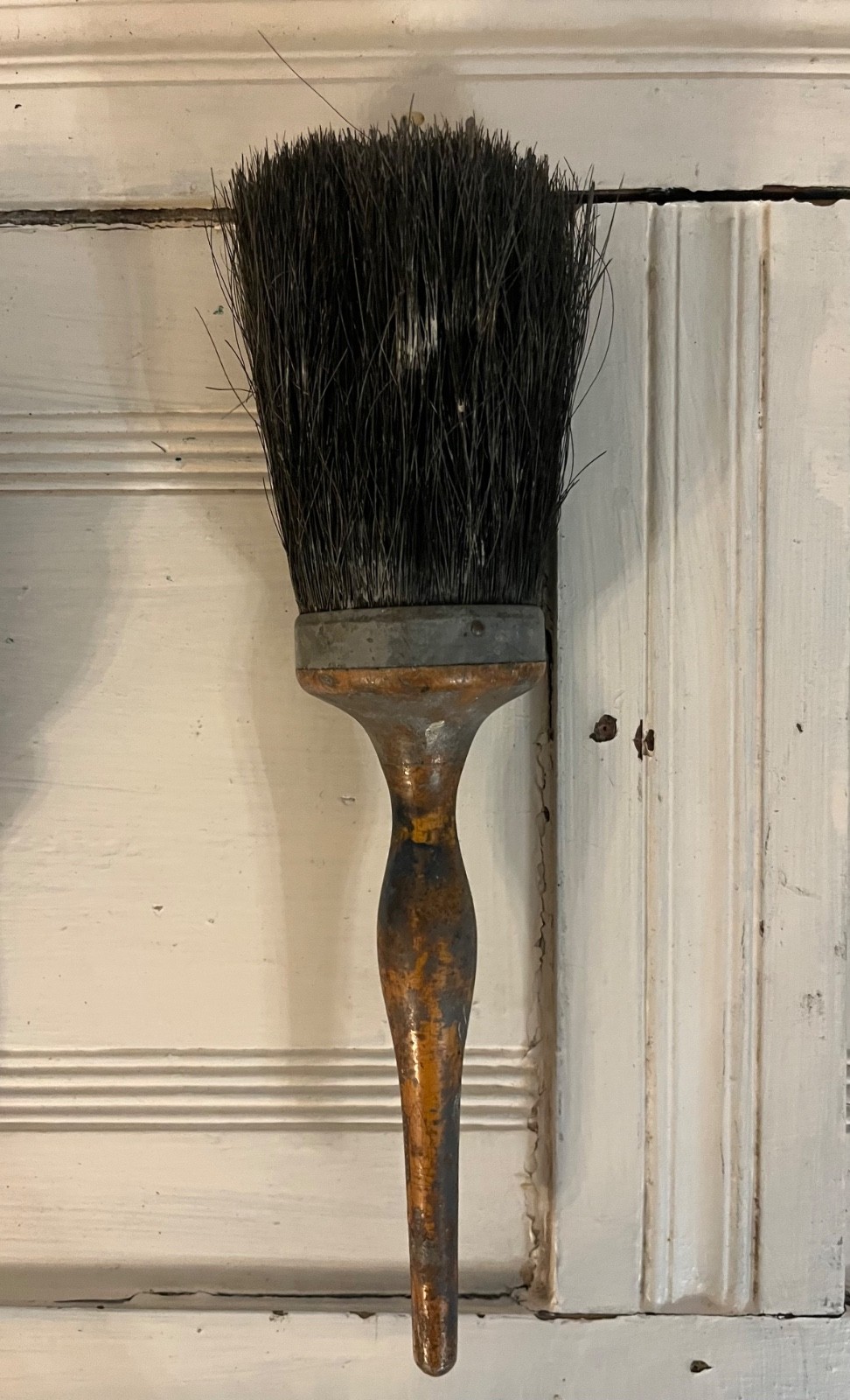 Vintage Painter's Duster or Faux Finishing Brush, Mid 20th Century, Wood Handle