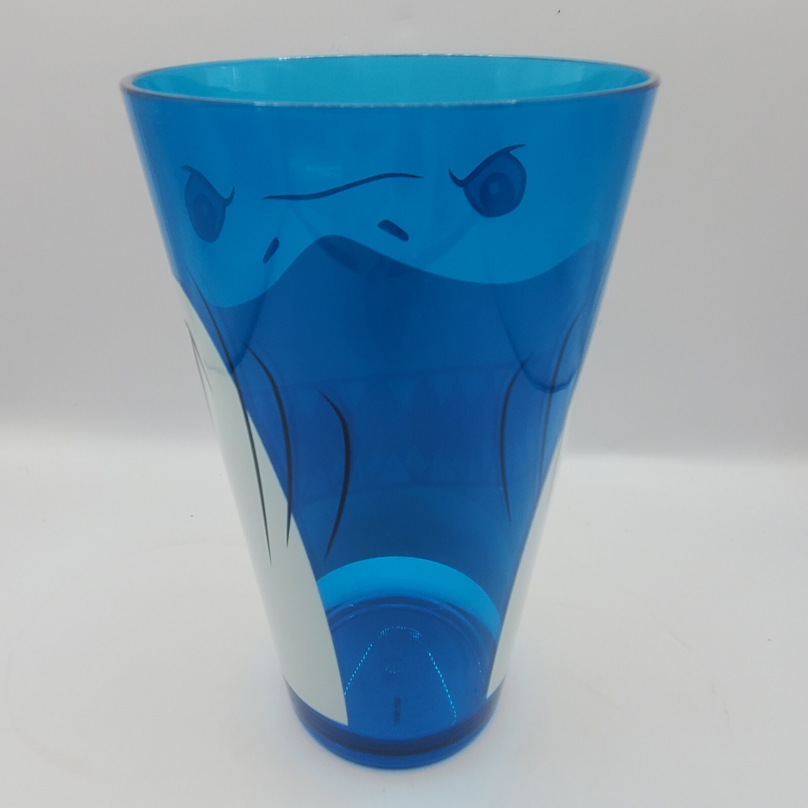 Disney Store Finding Nemo/Dory Plastic Glasses Beakers Dory Squirt Bruce
