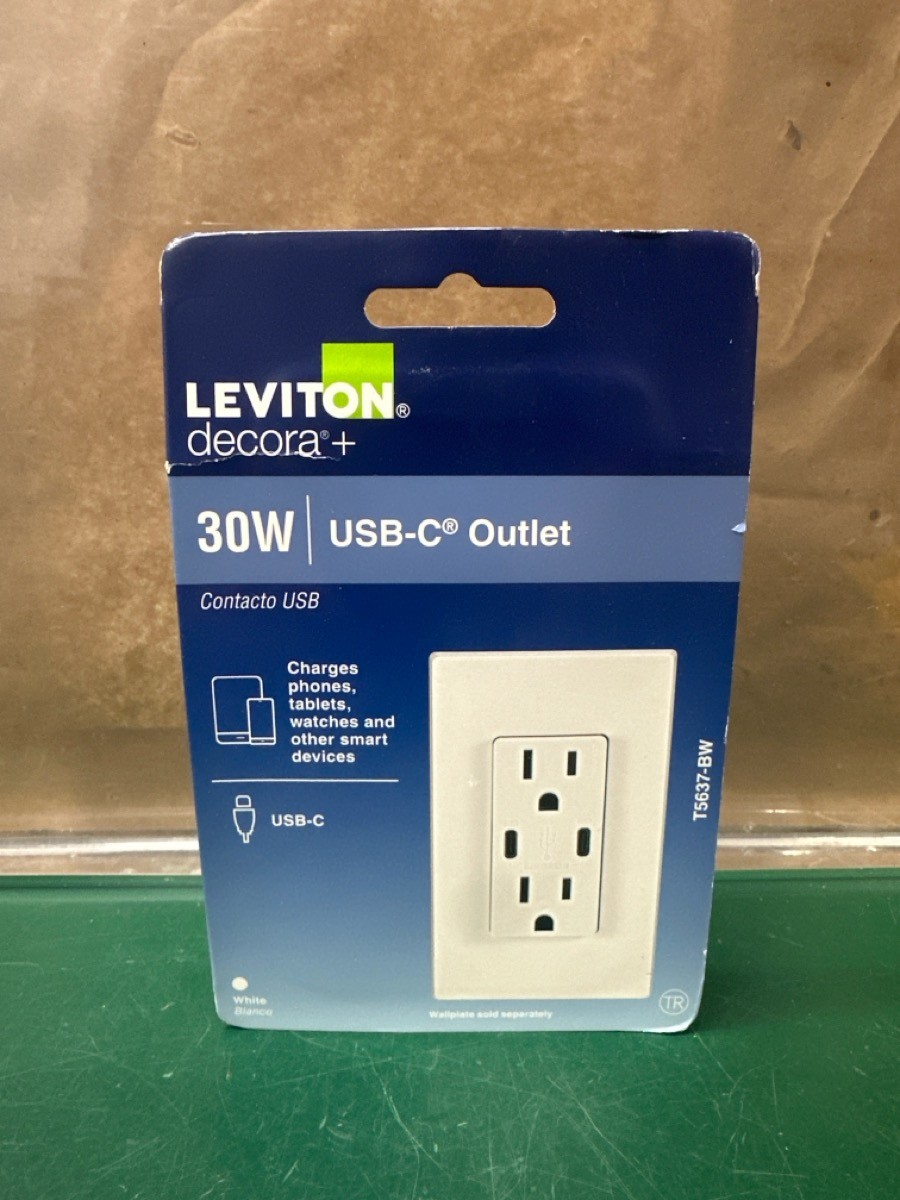 Leviton Decora+ T5637-BW 30W USB-C Outlet (E10044540)