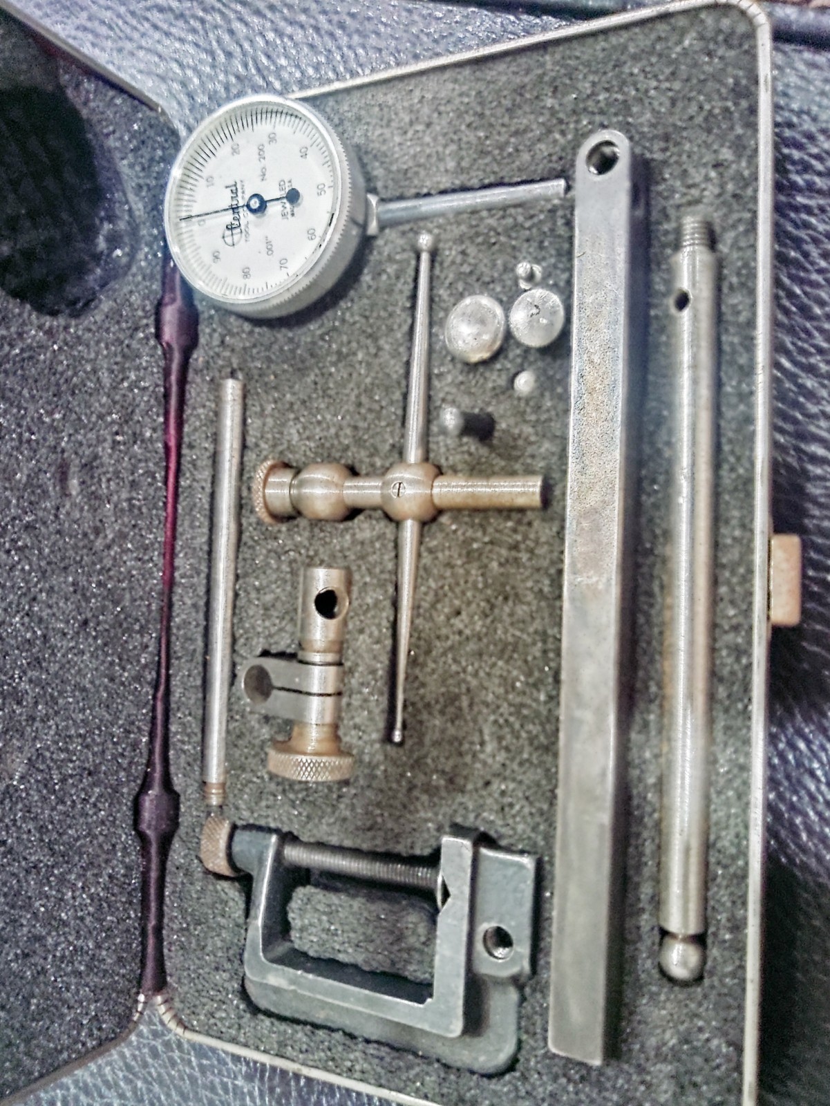 starrett no 196 universal dial test indicator set with Central indicator