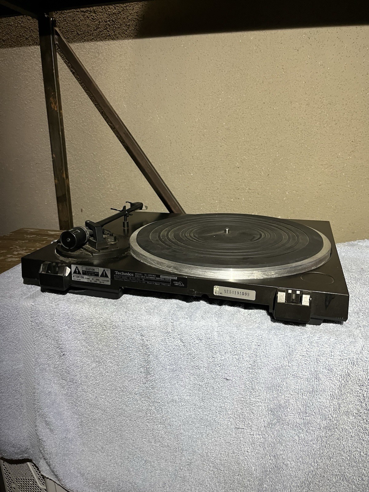 Vintage Technics SL-DD24U Direct Drive Automatic Turntable - Untested