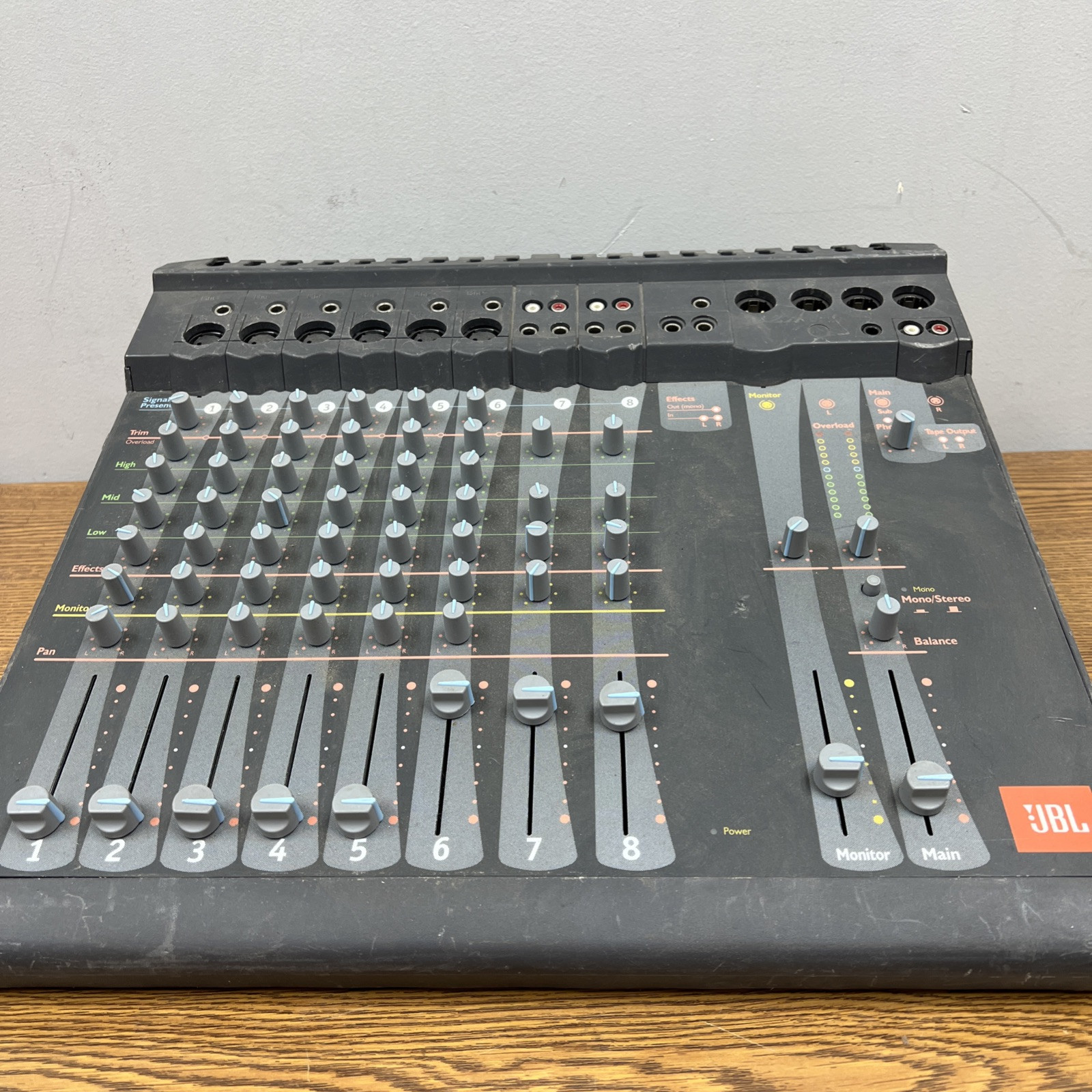JBL EON MusicMix 1010 Channel Stereo Mixer