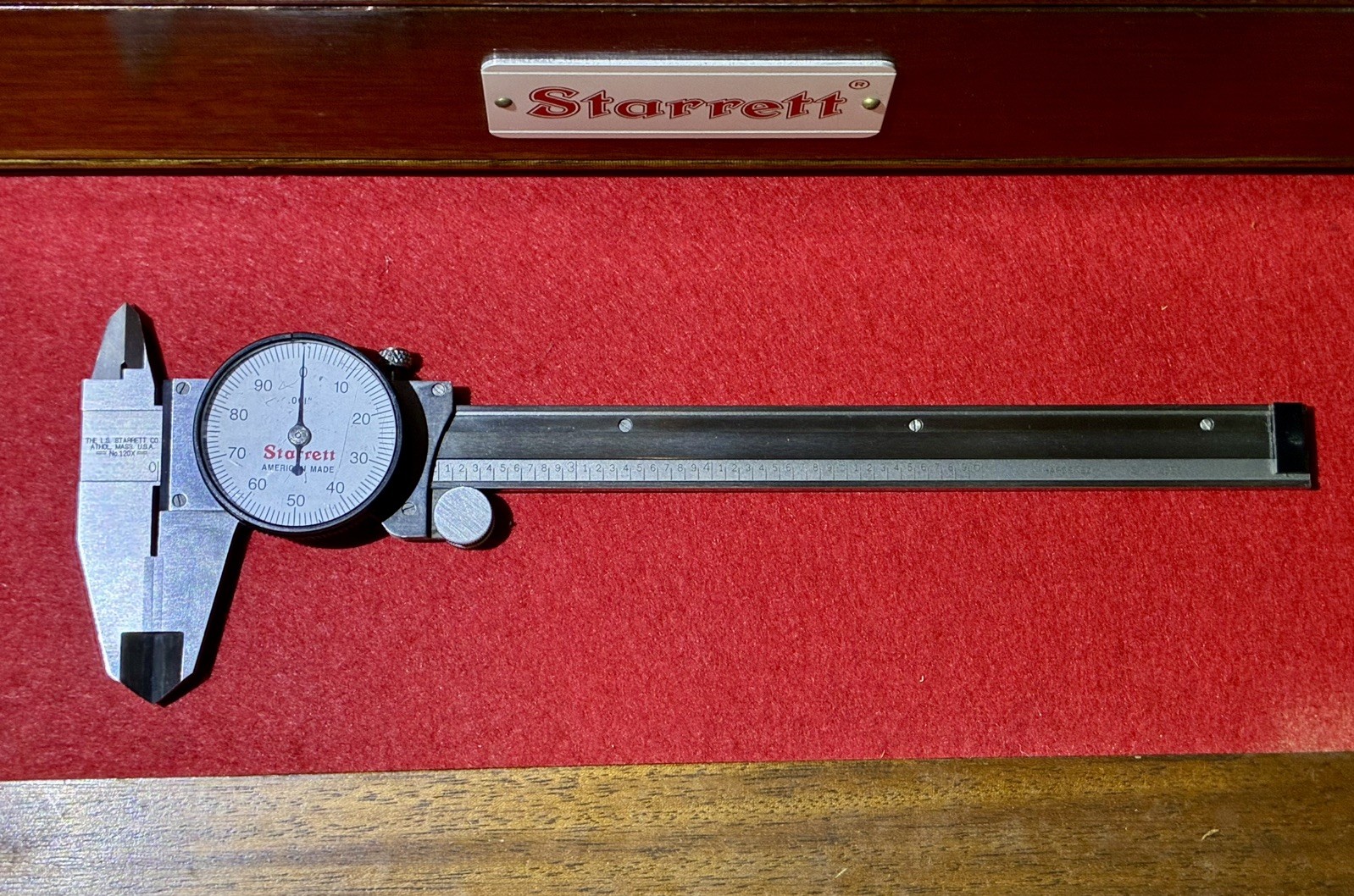 Starrett 120X-6 Dial Caliper Carbide Jaws 0-6 in 0.001 in, Lightly Used