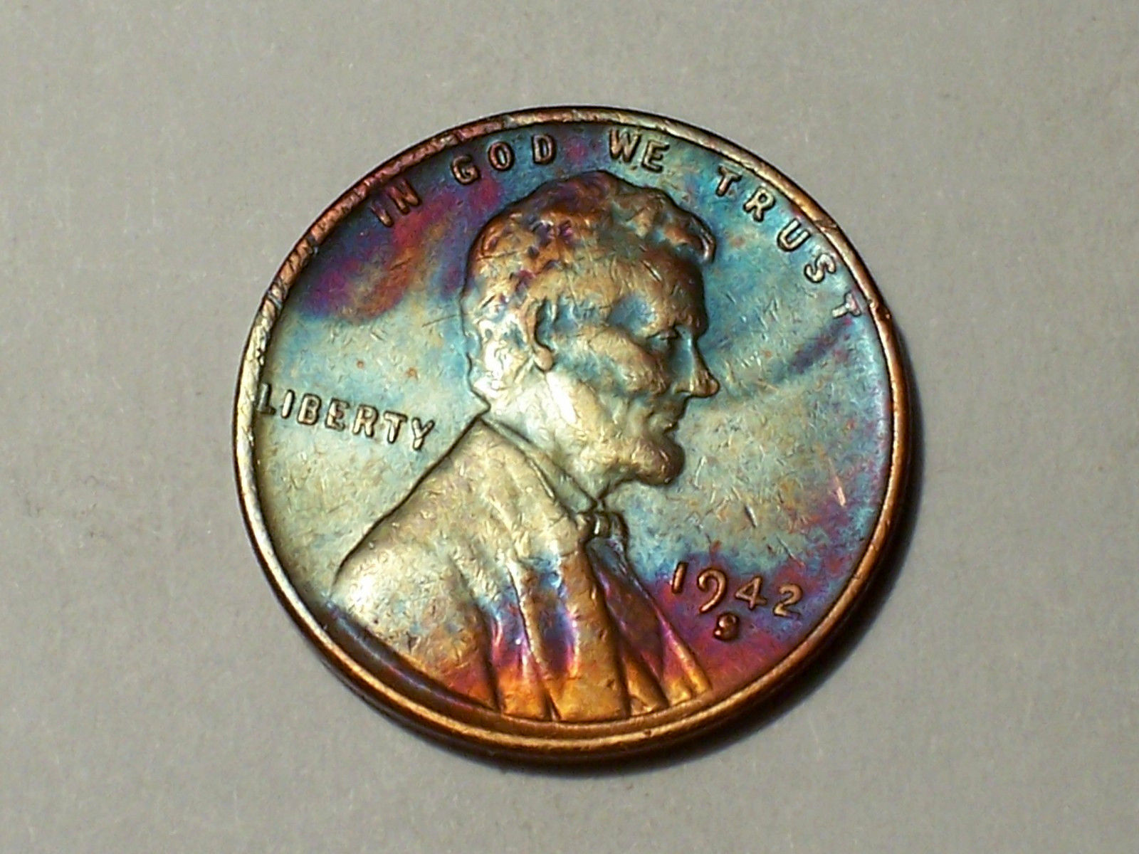 1942-S @  Monster" rainbow toned, old Lincoln Penny.!! 396*From roll*