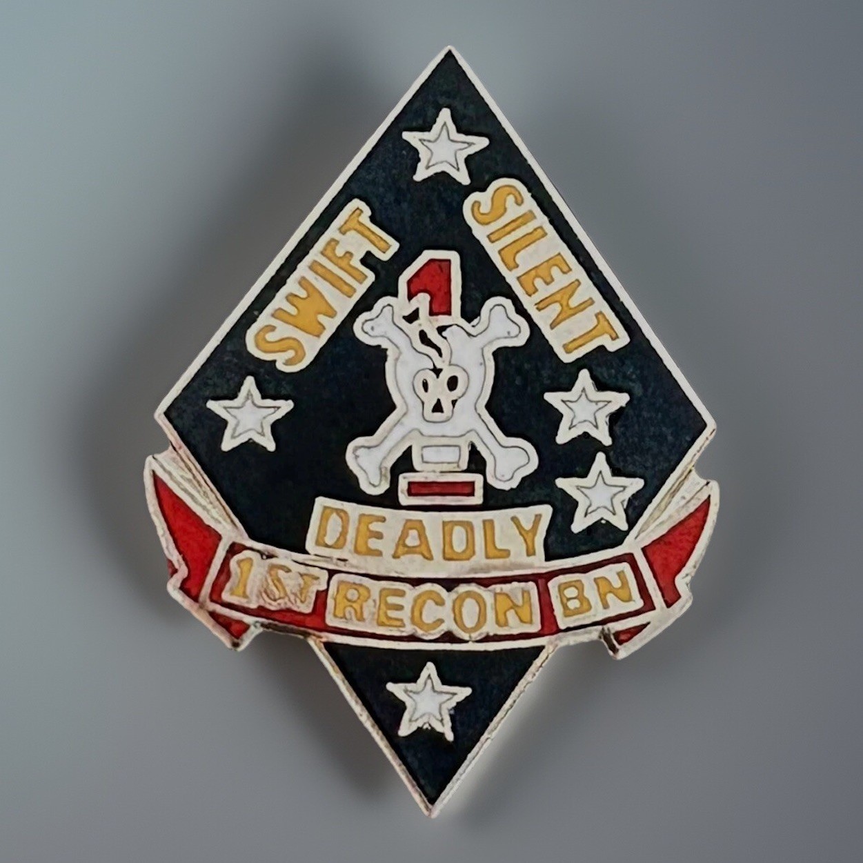 US MARINE CORPS 1ST RECON BATTALION PIN
