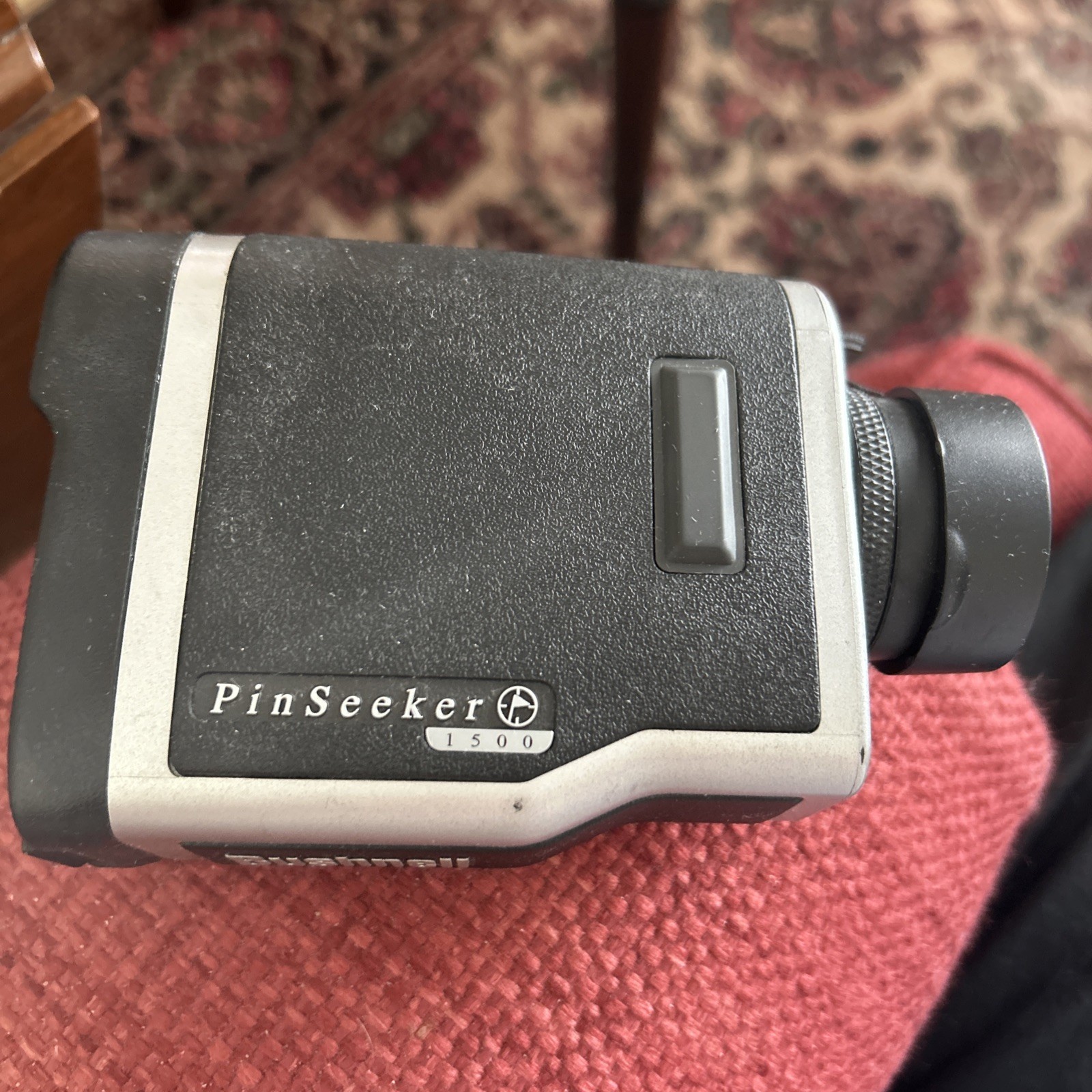 Bushnell PinSeeker 1500  5-1500 Yards Rangefinder
