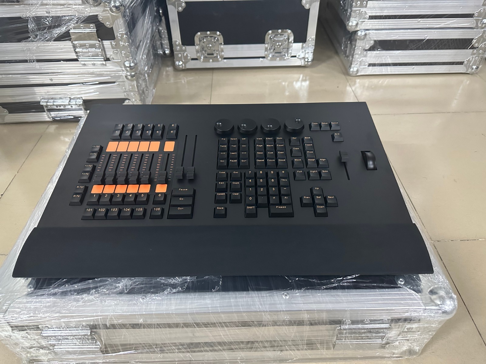 Professional Stage Lighting Console Command Wing On PC  DMX Controller +case-NEW