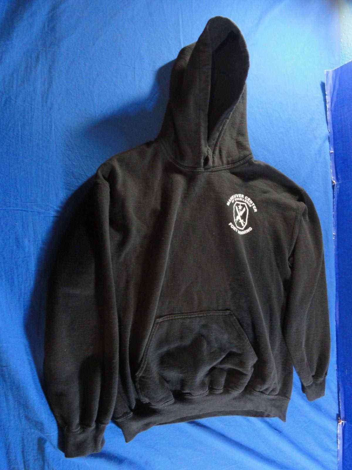 DISCONTINUED MANEUVER CENTER OF EXCELLENCE FT BENNING GA INFANTRY UNIT HOODIE M