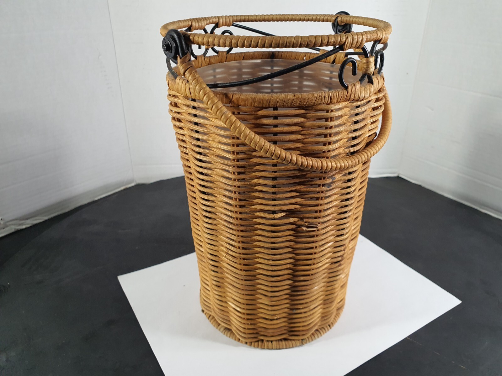 Beverage and Wine Tote Basket Set in Brown with Handel and Inner Liner