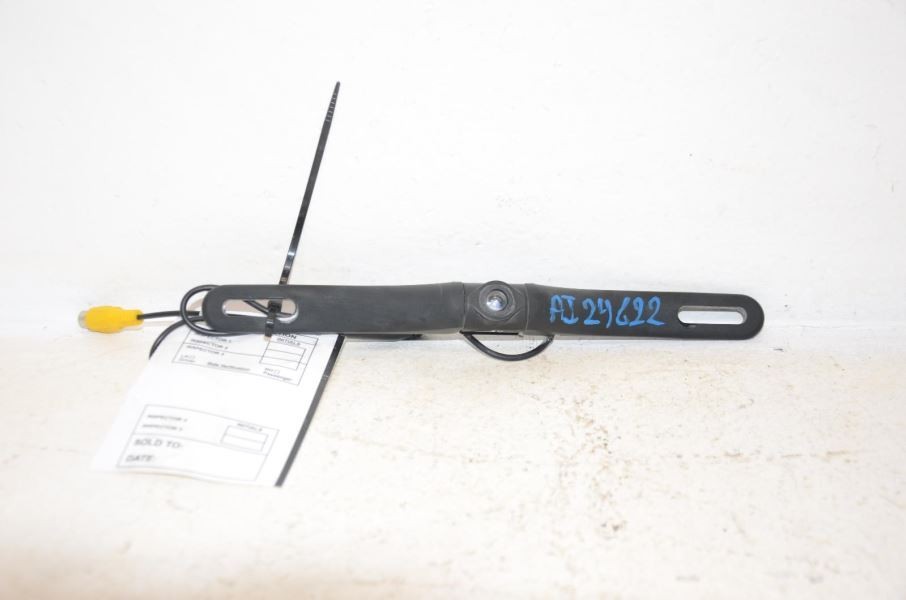 2014-2016 HYUNDAI ELANTRA Camera Assembly Rear Back Up View Park Assist   886008
