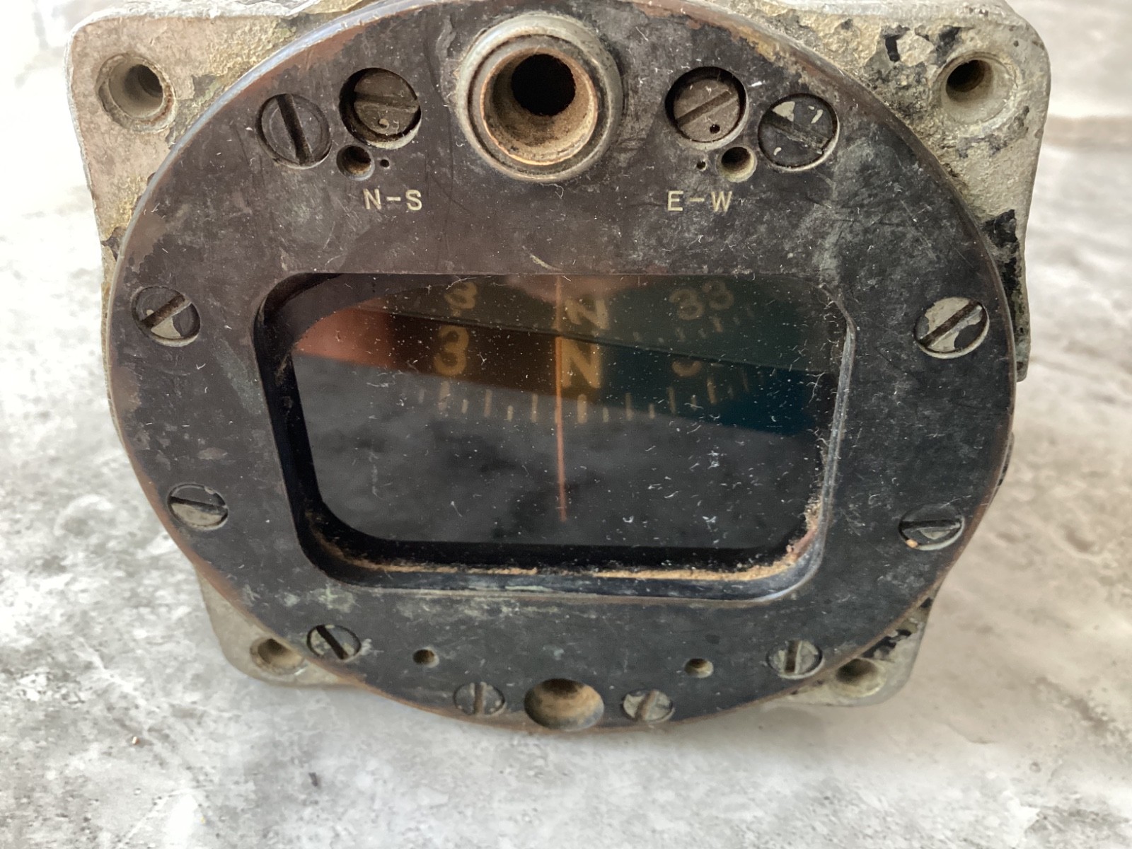 WW II Bendix 1818-1-A Aircraft Compass AS IS OR FOR PARTS
