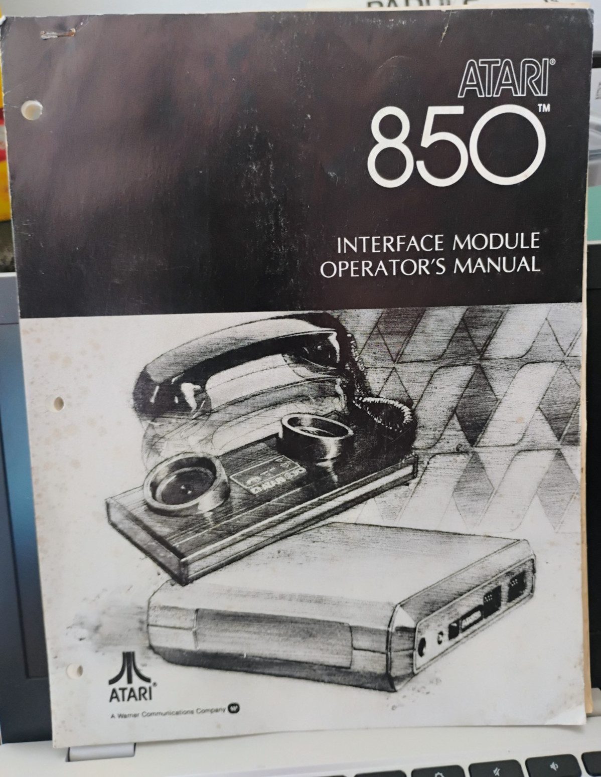 Atari 850 Interface Module Operator's Manual; 400/800/XL/XE - Used