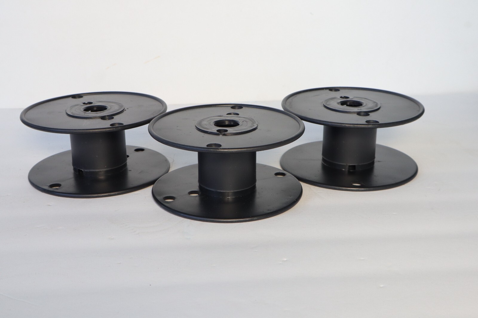 PLASTIC SPOOLS - 5" x 2" - GREAT FOR RIBBON, PARACORD, STRING, WIRE, ROPE