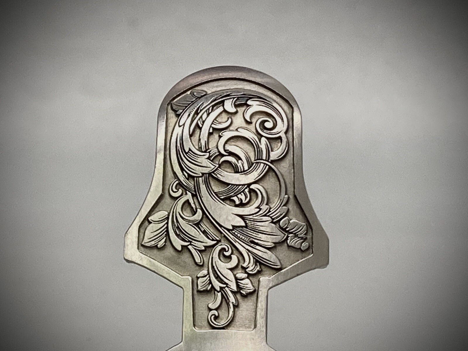 1911 grip safety Engraved stainless extended beaver tail, .250 radius - 1911 gs