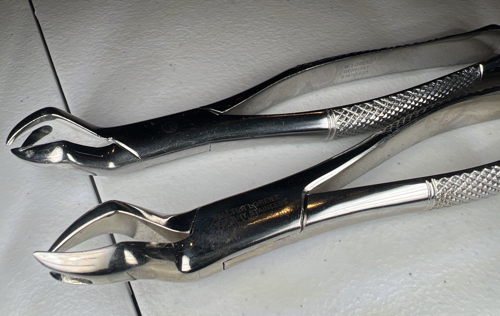 Set Of 2 88L+ 88R Walter Lorenz Upper Molars Extraction Forceps Dental Surgery