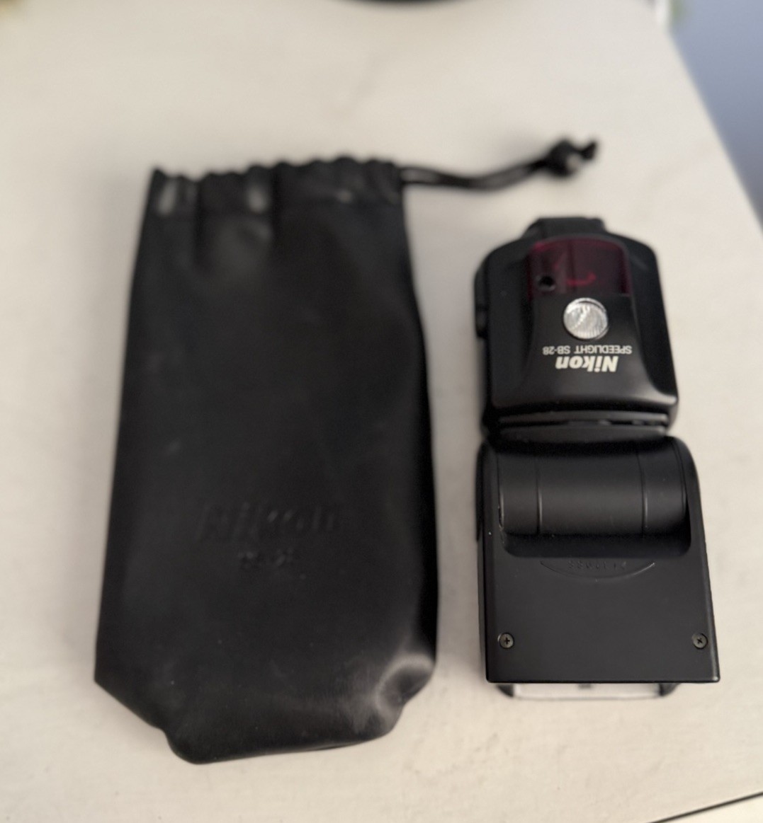 Nikon SB-28 Speedlight Electronic Flash Tested Works