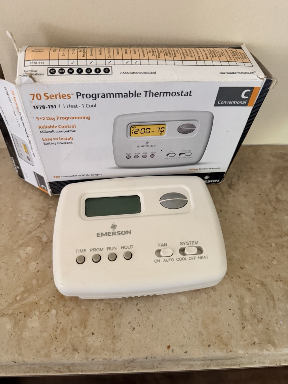 EMERSON 70 SERIES PROGRAMMABLE THERMOSTAT 1F78-151