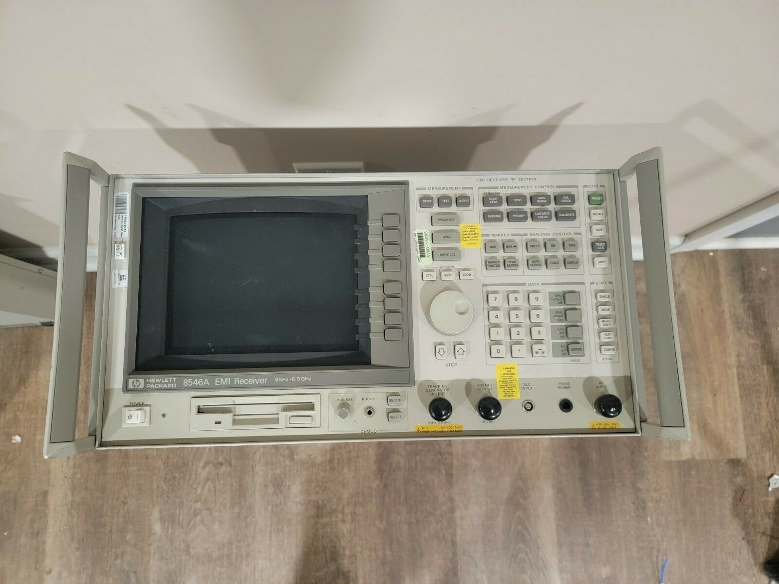 Hewlett Packard 8546A 9 kHz to 6.5 GHz EMI Reciever