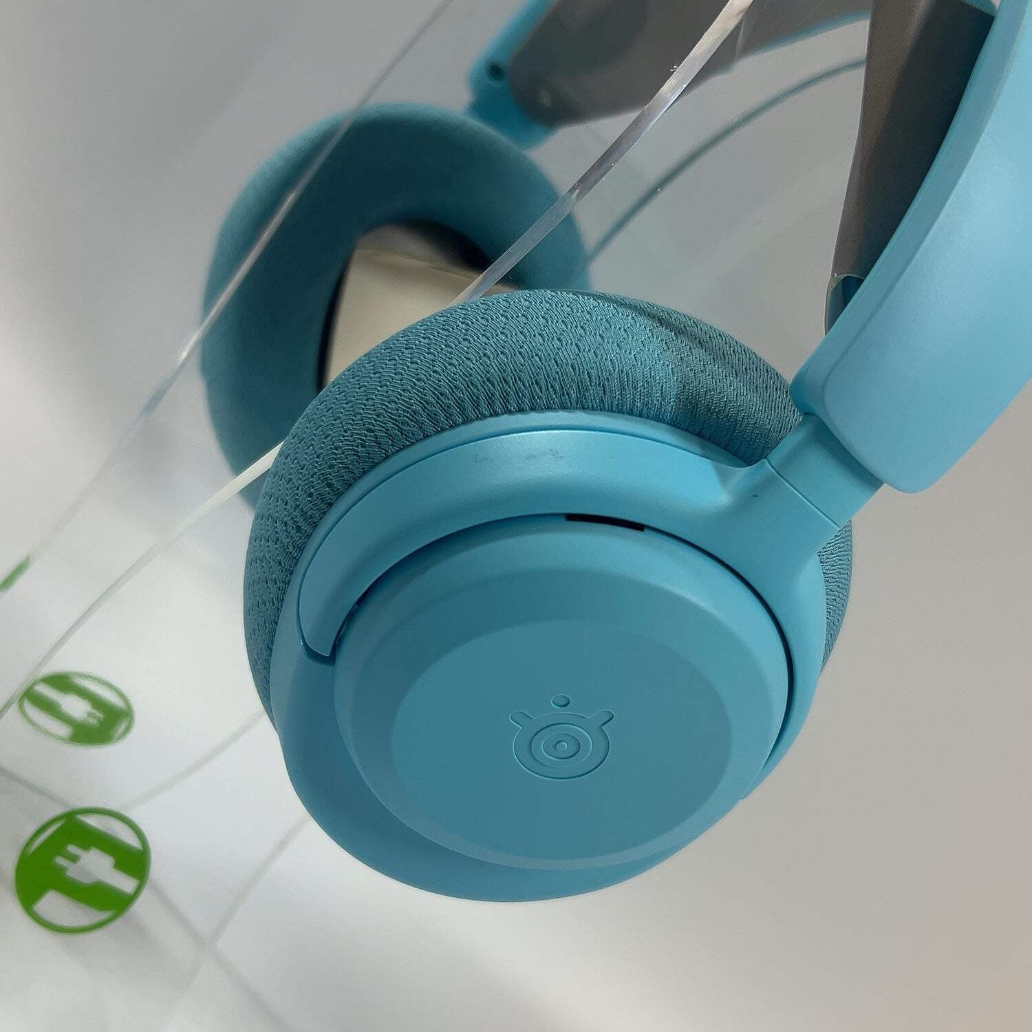 SteelSeries Arctis Nova 3 Over Ear Gaming Headset Blue HS40 WIRELESS