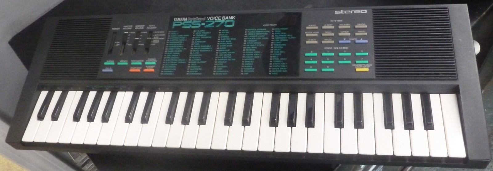 Yamaha PSS-270 Portasound Voice Bank Electronic Keyboard No Cord Tested Works