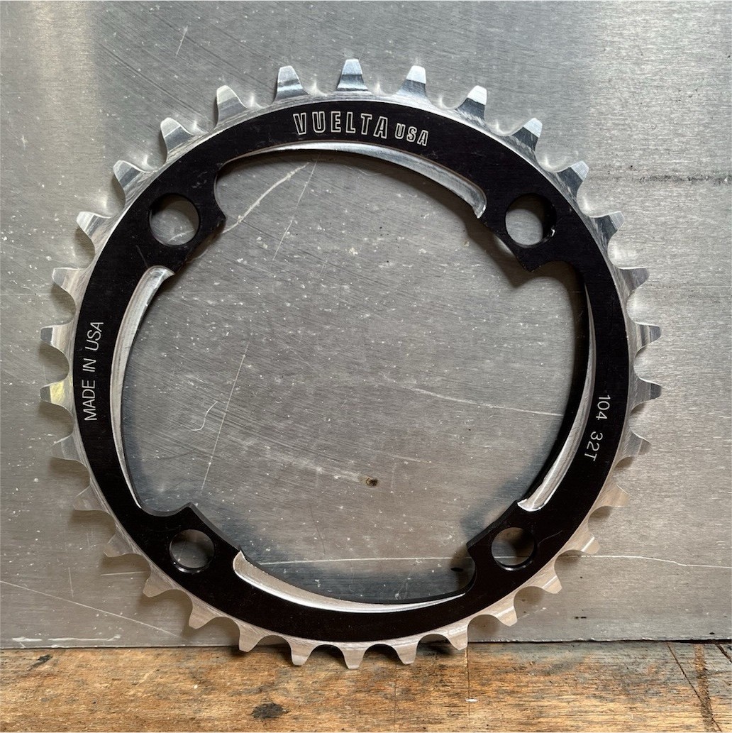 Vuelta Chainring 32 Tooth Aluminum Black Silver Model 125-004