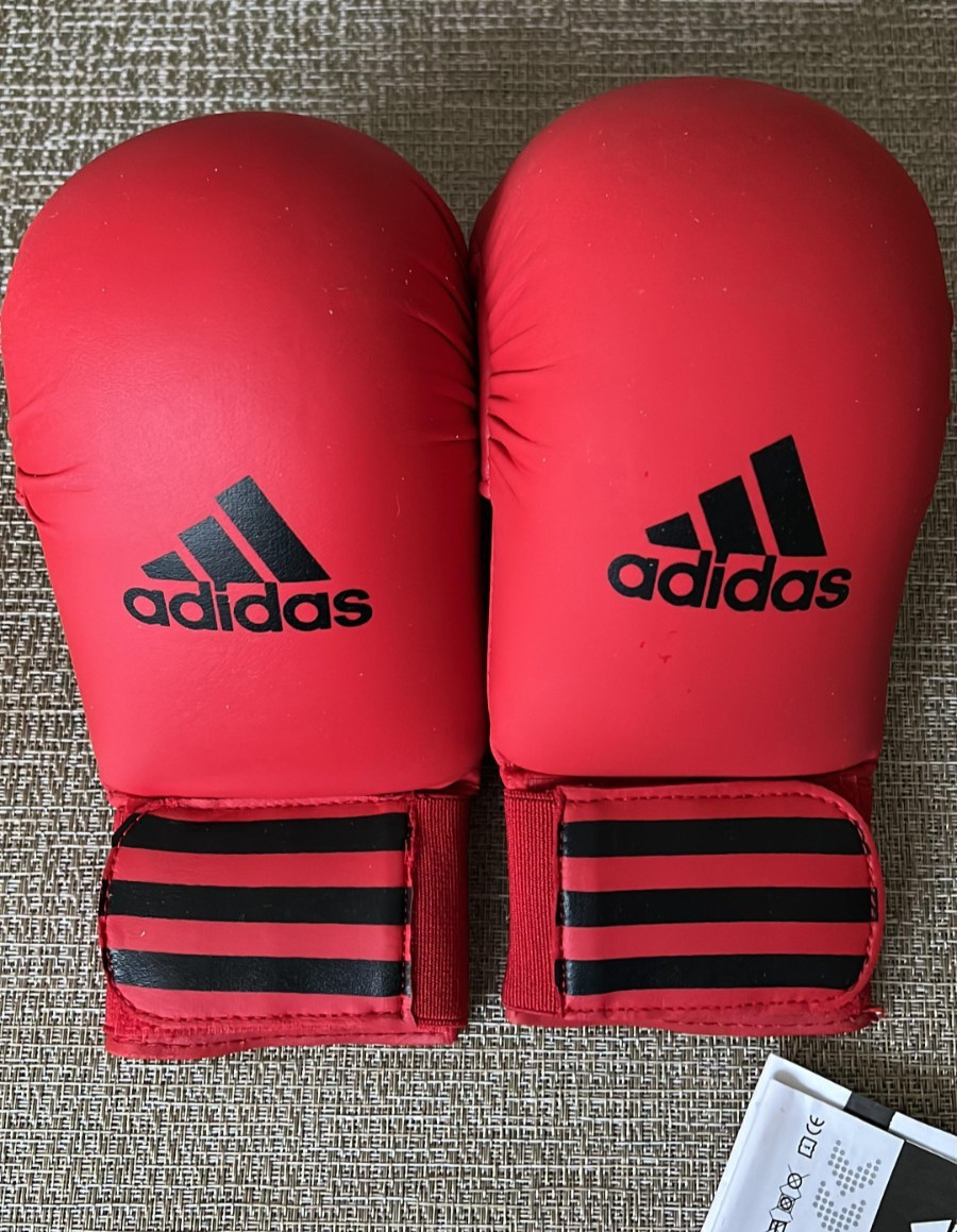 ADIDAS Medium kids Karate Mitts Red 661.11