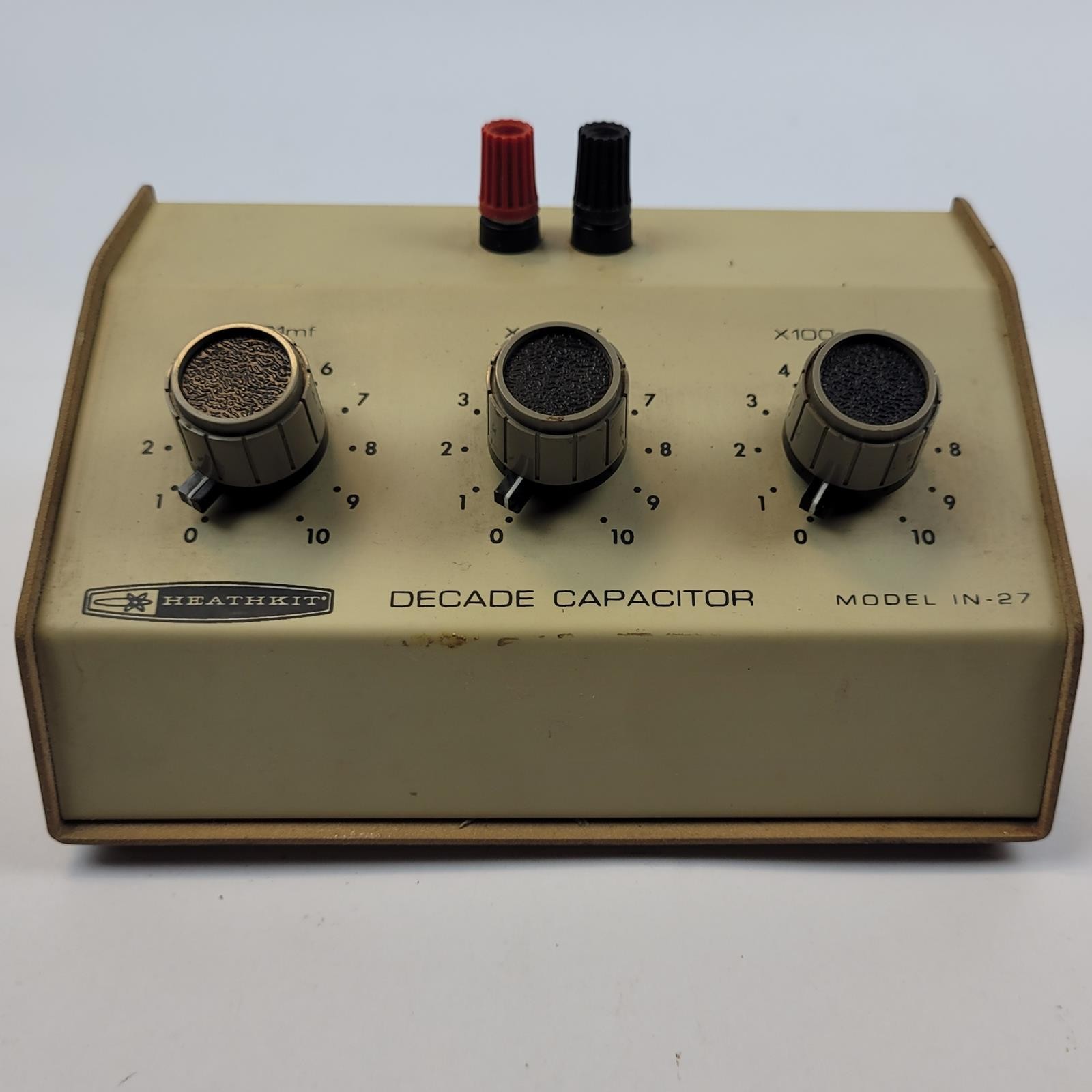 Heathkit IN-27 Vintage Decade Capacitance Box | Grade B