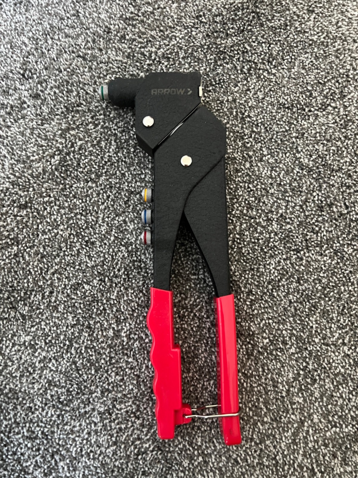 Arrow One-Handed Swivel Rivet Tool, Manual Riveter for Metal, Fabric, Leather...