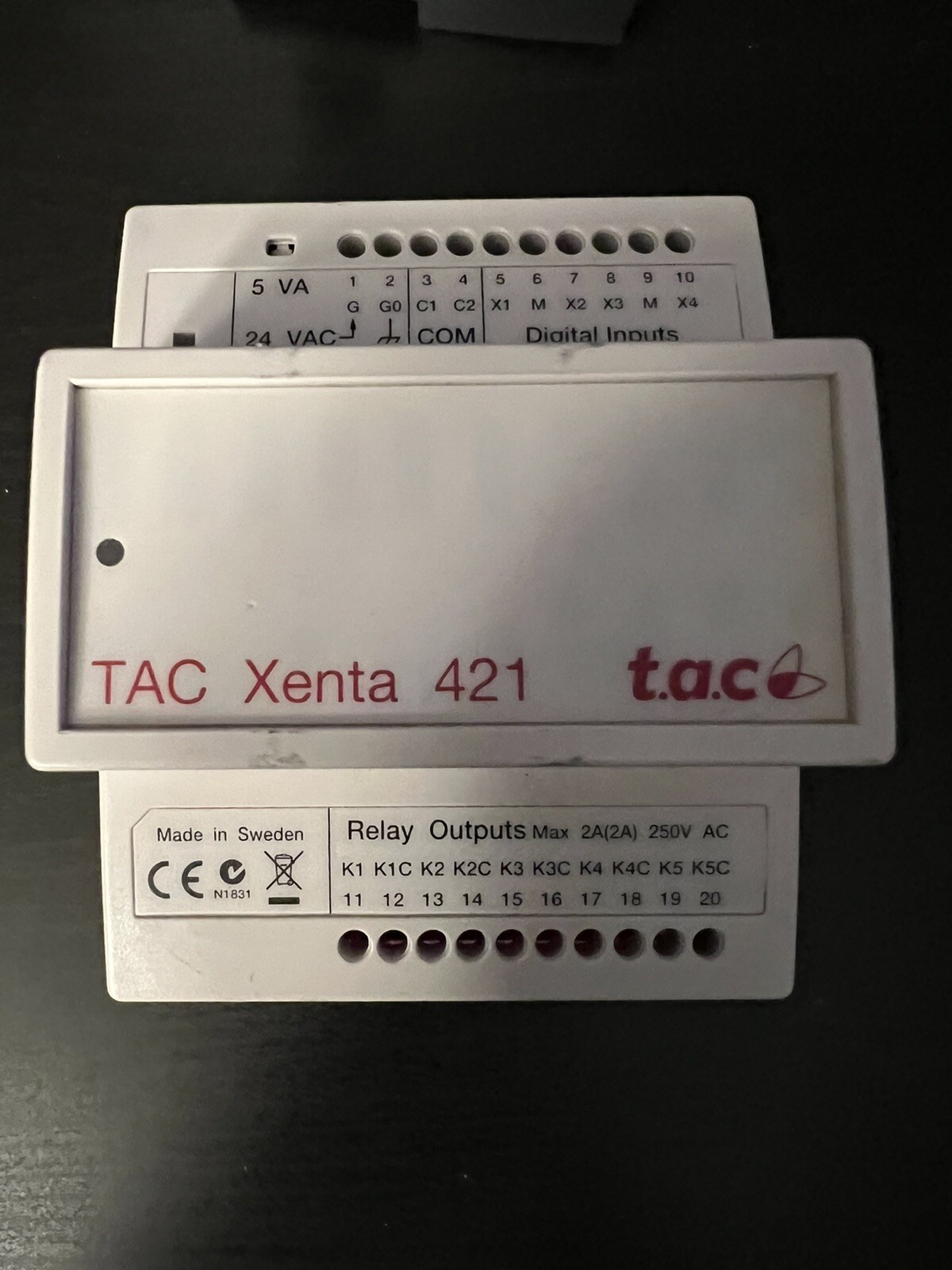 TAC Xenta 421 Controller with Terminal Part