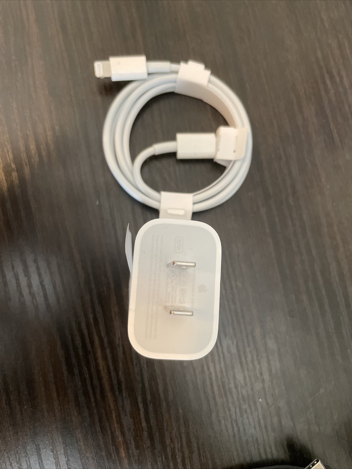 New Original Apple 20 W USB-C Charger & 3-FT Cable
